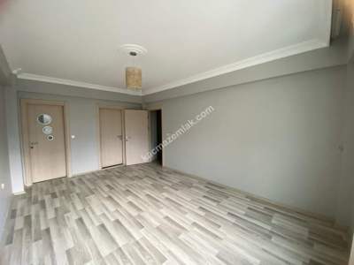 Çorlu Çetin Emeç Bulvarında Satılık Boş Temiz 3+1 Daire 31