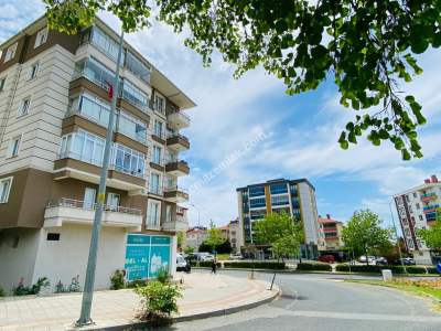 Çorlu Bülent Ecevit Bulvarı Üzerinde Satılık 3+1 Daire 9