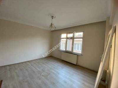 Çorlu Çarşıda Merkezi Masrafsız 3+1 Satılık Daire 9