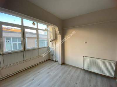 Çorlu Çarşıda Merkezi Masrafsız 3+1 Satılık Daire 16