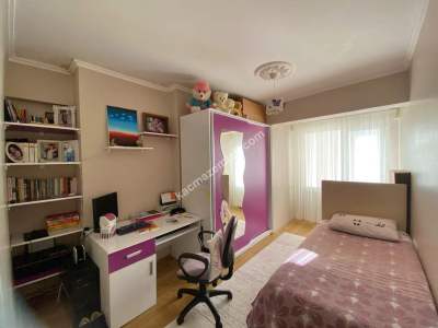 Çorlu Reşadiye'de Yunus Emre Cad. 3+1 Satılık Daire 26