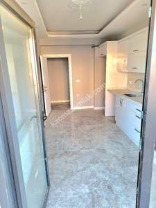 Atatürk Mahallesinde Sıfır 3+1 Kapalı Otoparklı Klimalı 6