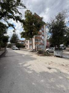 Turhalda Cumhuriyet Mah Satılık 4+1 152M² Net Oturum 4
