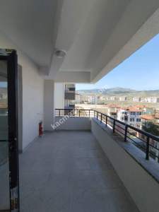 Turhalda Yeşilkentte 130M² 3+1 2 Ve 4 Kat Sıfır Dairelr 12