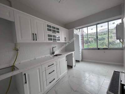 Trabzon Akçaabatta Satılık İçerisi 1.Sınıf Yapılı Daire 4