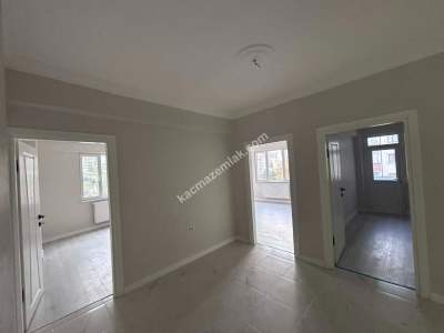 Trabzon Akçaabatta Satılık İçerisi 1.Sınıf Yapılı Daire