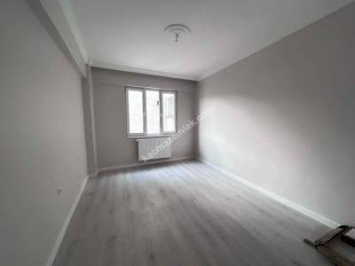 Trabzon Akçaabatta Satılık İçerisi 1.Sınıf Yapılı Daire 9