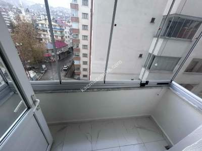 Trabzon Akçaabatta Satılık İçerisi 1.Sınıf Yapılı Daire 8