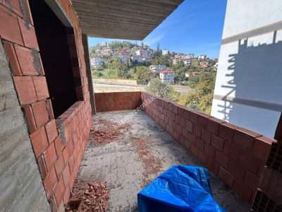 Trabzon Akçaabat Orta Mahalle'de Satılık Sıfır Dairele 6