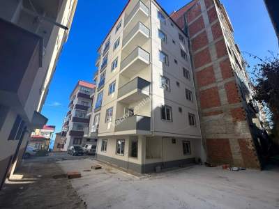 Trabzon Akçaabat Yeni Mahallede Satılık Sıfır Daireler 2