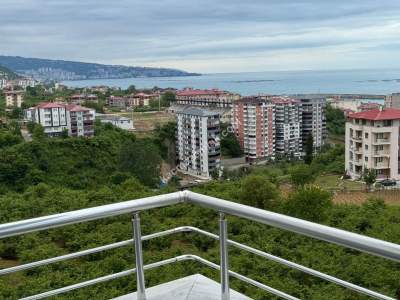 Trabzon Arsin Yeşilce'De Satılık 3+1 Geniş Daire