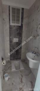 Beşikdüzü Adacıkta Devlet Karayoluna Cepheli Daire 22