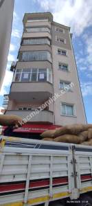 Beşikdüzü Fatihte Karayolu Üzeri Satılık 3+1 Daire 4