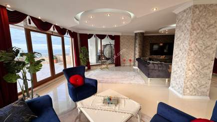 Trabzon 2 Nolu Beşirlide Satılık 380M2 Saray Gibi Daire 28