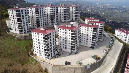 Trabzon 2 Nolu Beşirlide Satılık 4+1 Sıfır Daire 3