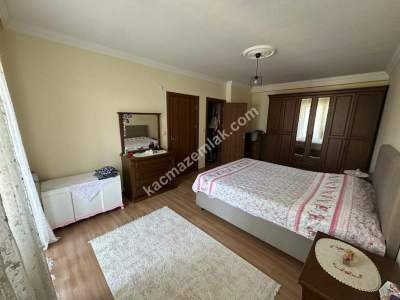 Trabzon Çukurçayır Da Satılık 4+1 Site İçinde Daire 24