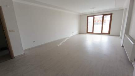 Meydan 'Yakın Deniz Manzaralı Satılık Büro 7