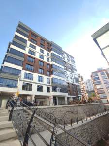 Trabzon Üniversite Mahallesinde Satılık 4+1 Daire,