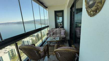 Trabzon Yalıncakta Ful Manzaralı Satılık 4+1 Lüks Daire 24