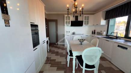 Trabzon Yalıncakta Ful Manzaralı Satılık 4+1 Lüks Daire 8