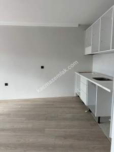 Trabzon Yalıncakta Ana Yol Üstü Satılık Lüks Daire 12