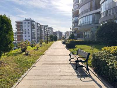 Trabzon Yalıncakta Teras Evlerde Satılık 4+1 Daire 4