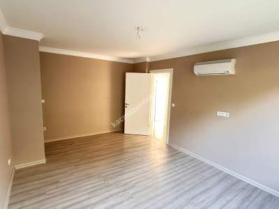 Trabzon Yalıncakta Teras Evlerde Satılık 4+1 Daire 23