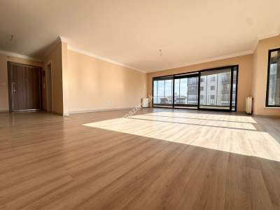 Trabzon Yalıncakta Teras Evlerde Satılık 4+1 Daire 11