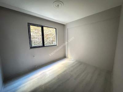 Trabzon Ortahisar Yeşiltepe'de 3+1 Satılık Daire. 8