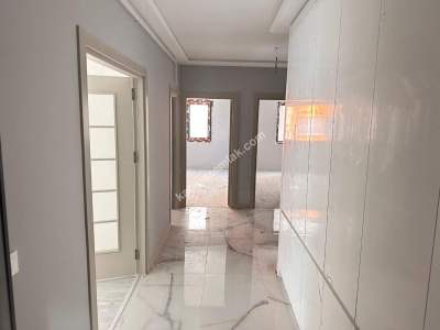 Trabzon Yomra Kaşüstünde Site İçinde Satılık Yeni Daire 3