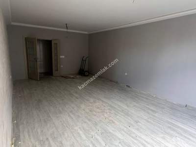 Trabzon Yomra Kaşüstünde Site İçinde Satılık Yeni Daire 24