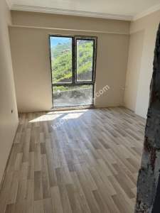 Trabzon Yomrada Sahile Yakın Site İçinde Sıfır Daire 6