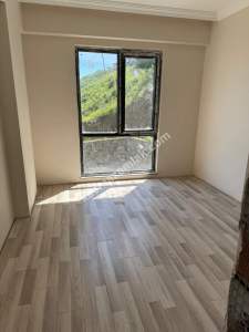 Trabzon Yomrada Sahile Yakın Site İçinde Sıfır Daire 7