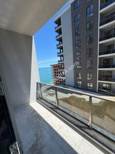 Trabzon Yomra Namık Kemal Mah'de Deniz Manzaralı 3+1 5