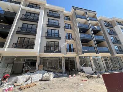 Eski Emniyet Arkası Satılık Sıfır Daire 3+1 14