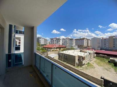 Van Hayat Hastanesi Yanı Satılık Sıfır 3+1 Daire 11