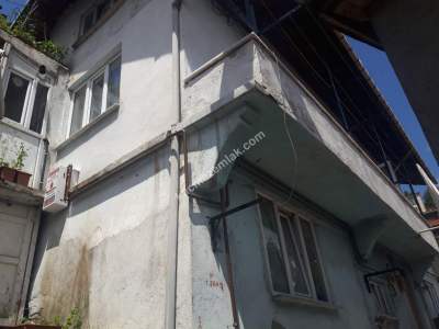 Zonguldak Mithatpaşa Mah.de Satılık İki Katlı Bina 15