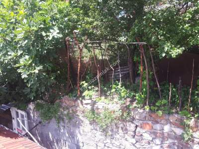 Zonguldak Mithatpaşa Mah.de Satılık İki Katlı Bina 22