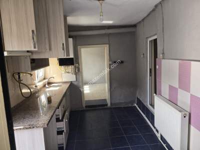 Zonguldak Mithatpaşa Mah.de Satılık İki Katlı Bina 9