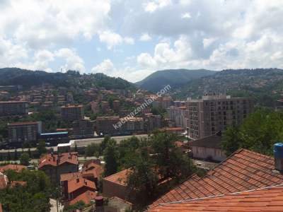 Zonguldak Mithatpaşa Mah.de Satılık İki Katlı Bina 23