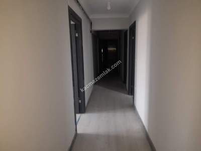 Zonguldak Çarşı Merkezde 2+1 Satılık Sıfır Daire 7