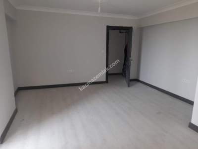 Zonguldak Çarşı Merkezde 2+1 Satılık Sıfır Daire 1