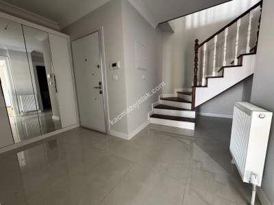 Çankaya , Güvenevler Mah.de Satılık 2+1 Dubleks Daire 12