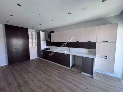 Bahçelievler'de Satılık 4+1 Dubleks Daire 6