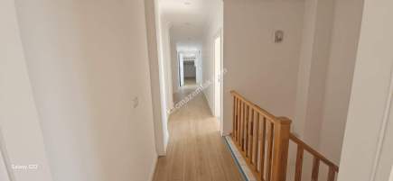 Kaçmaz Emlaktan Fırsat 4+1 Satılık Dublex Daire !! 7