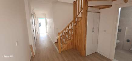 Kaçmaz Emlaktan Fırsat 4+1 Satılık Dublex Daire !! 6