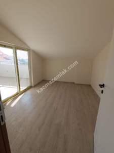 Sarılar Mah. Satılık 4+1 Geniş Dubleks Daire 10