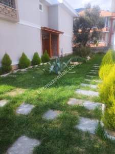 Altınoluk'da Satılık Bahçeli 3+1 Dublex Villa 4