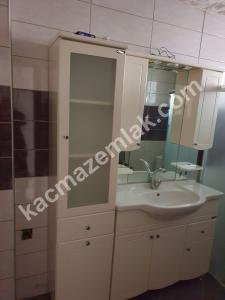 Bursa Yıldırım Bahçeli Evler Semti 4+1 Dubleks Satılık 22