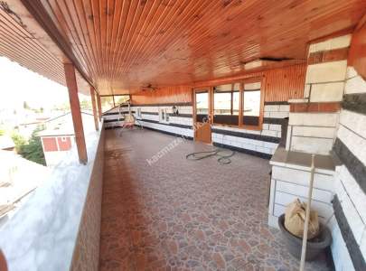 Nişanca Mah'da 4+1 180 M2 Önü Açık Teraslı Dubleks 4